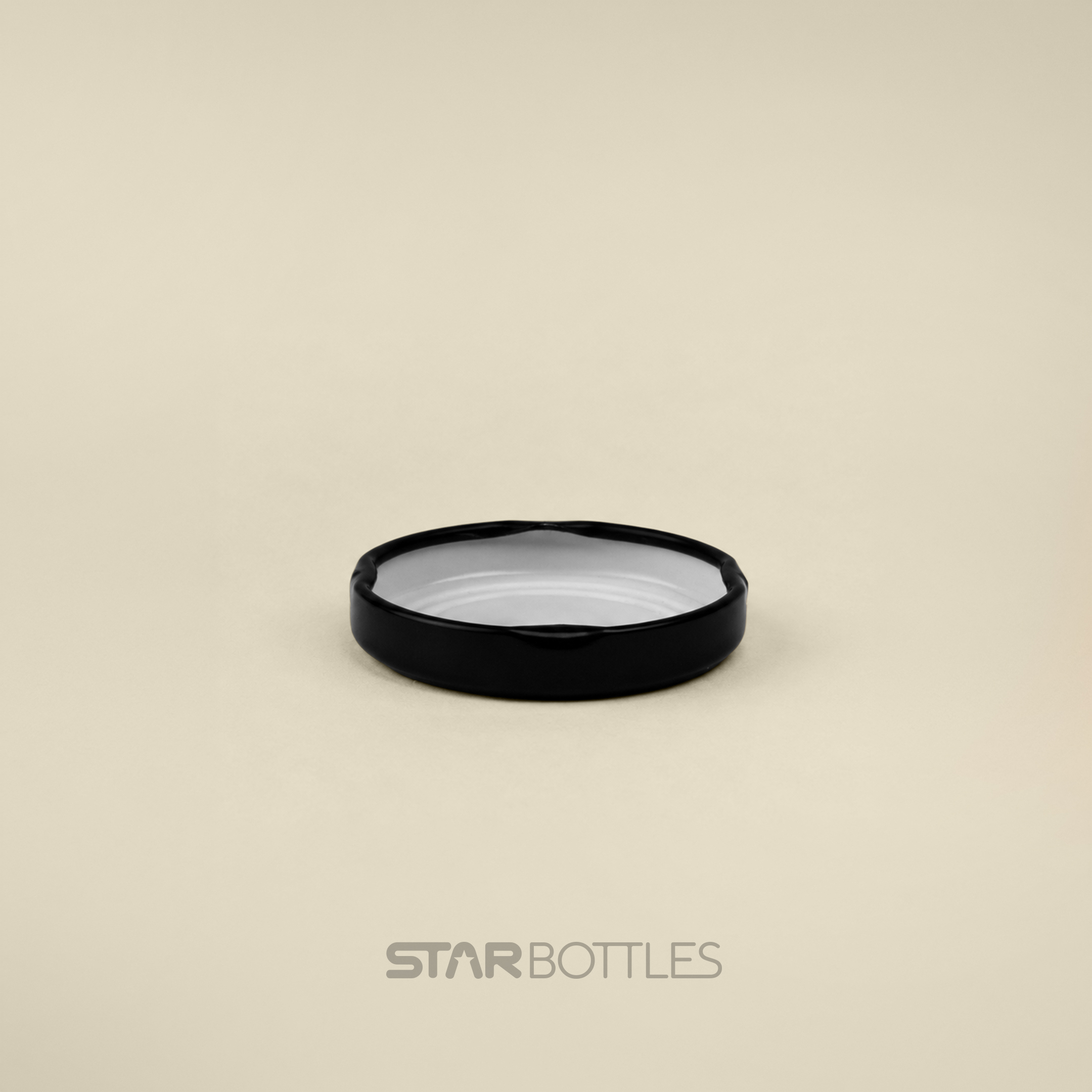 AE - 43 MM Plastic Lug Cap Black 2