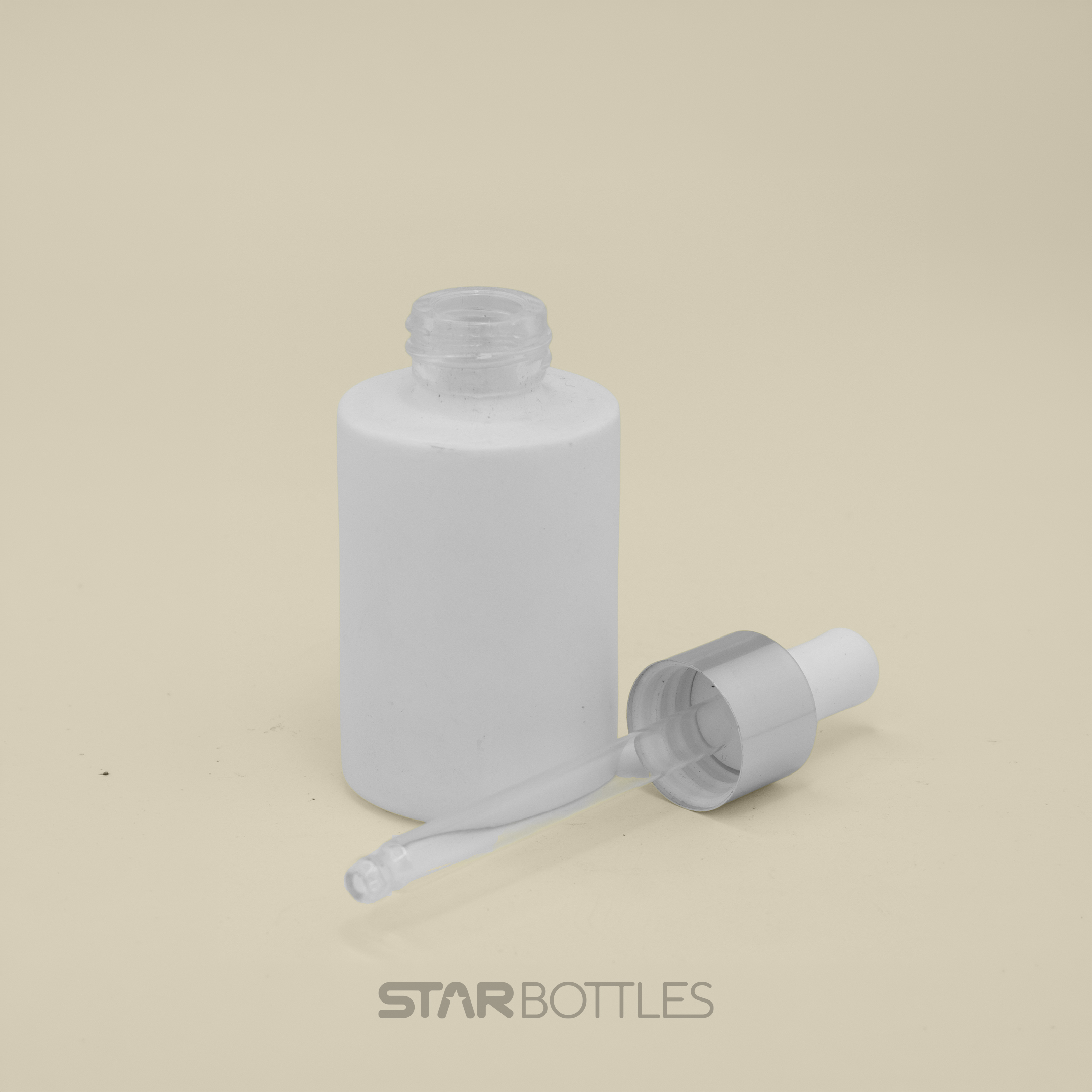 30 ml Flat shoulder matte white bottle 2